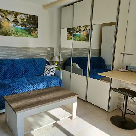 Un Bel Appartement Rez Jardin Parking Gratuit Vence Exterior photo