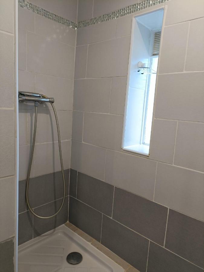 Appartement Un Bel Rez Jardin Parking Gratuit Vence